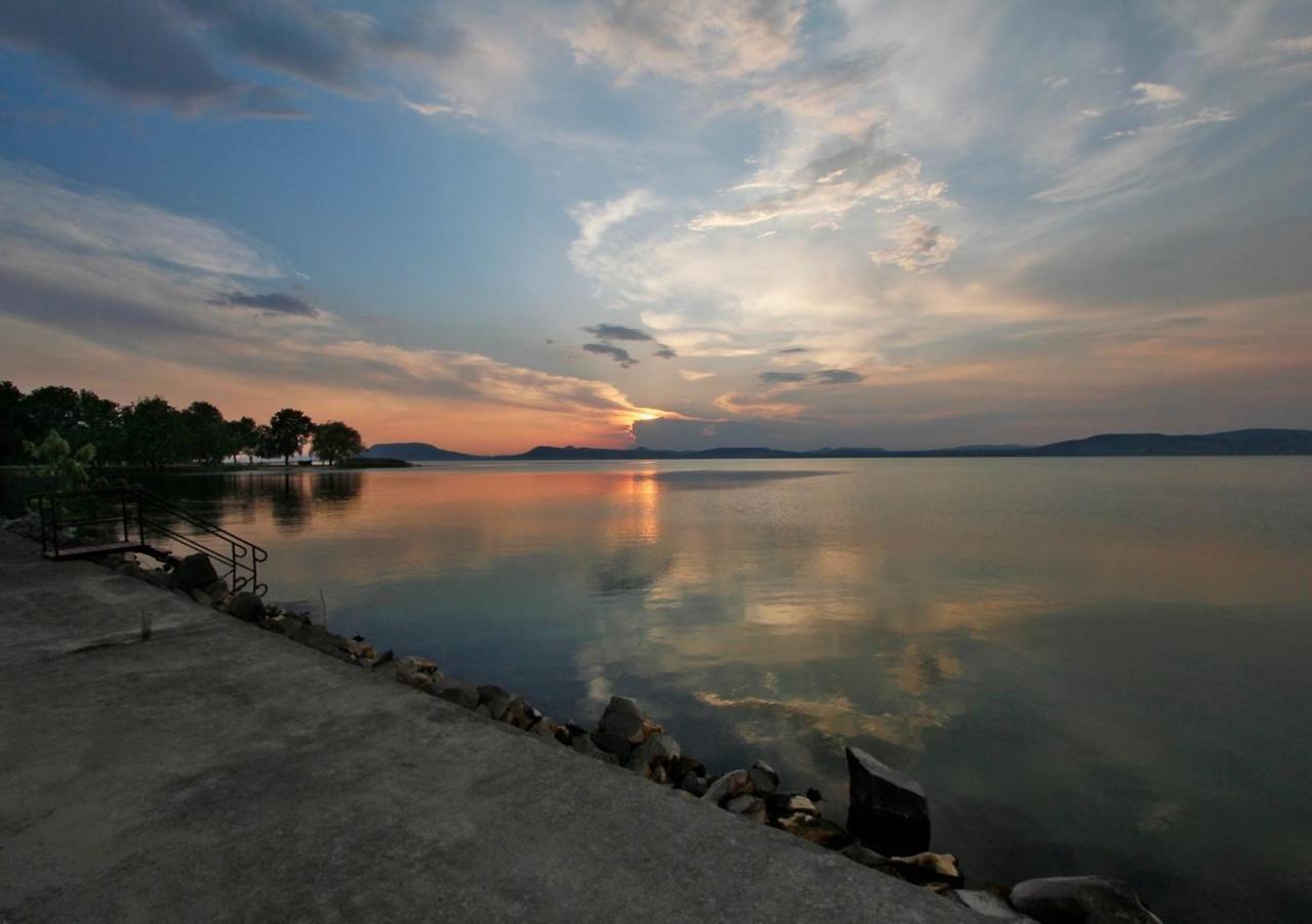 Partvilla Balatonboglár Exterior foto